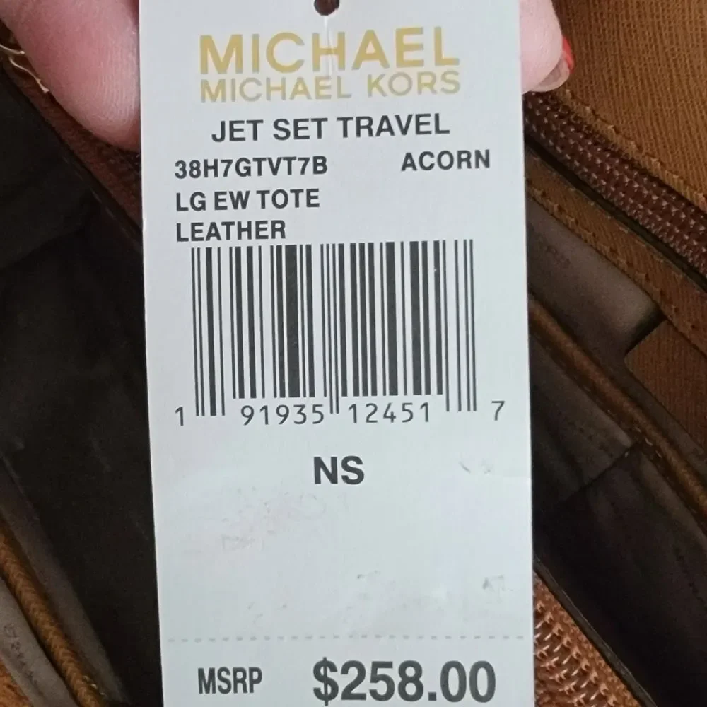 Michael Kors Jet Set travel tote bag - Picture 15 of 15